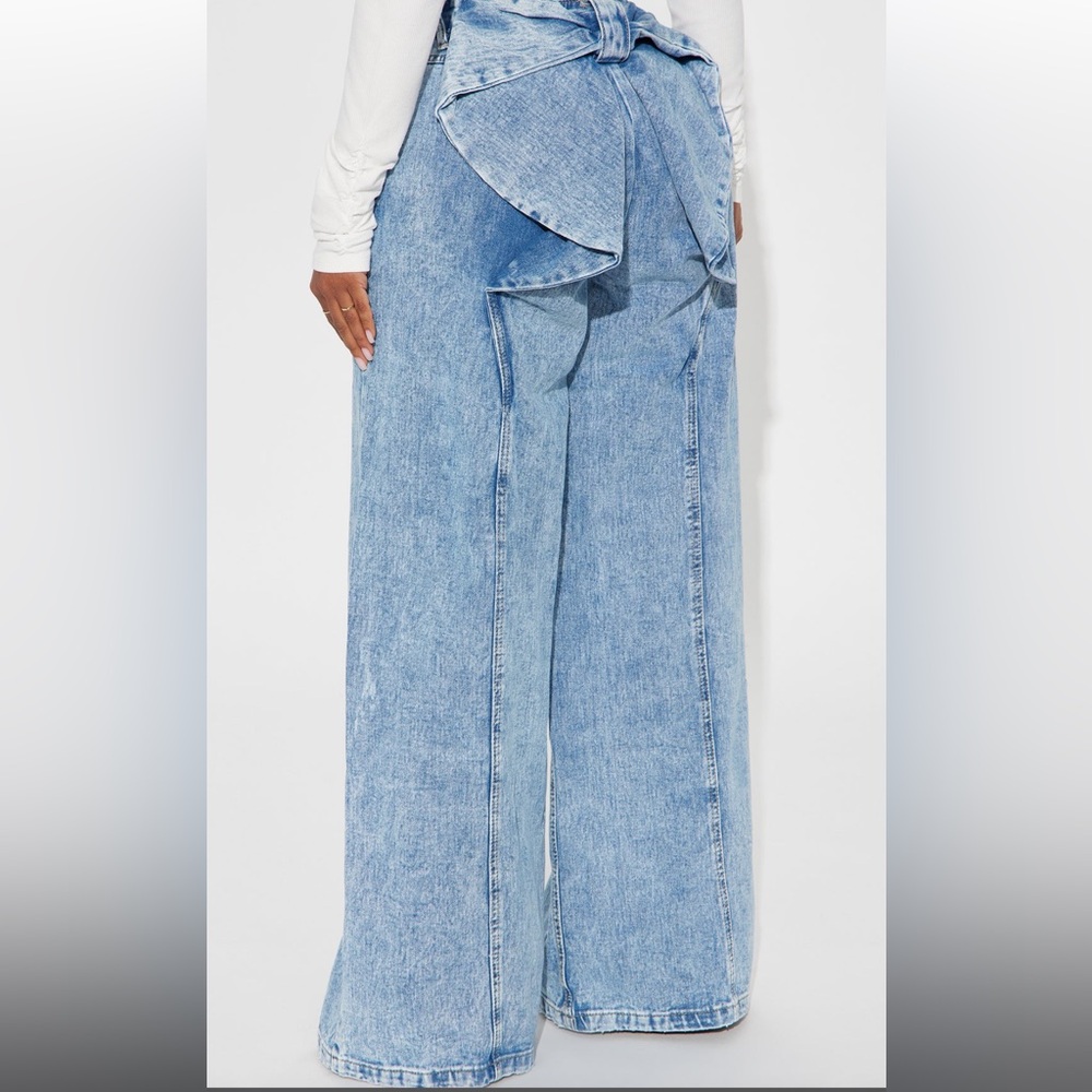 Acid Wash Bow Wide Leg Jeans